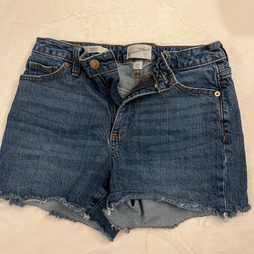 Universal Thread Jean Shorts